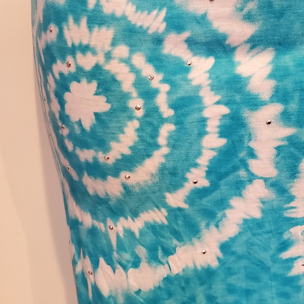 Dress - Picture 3 of 4